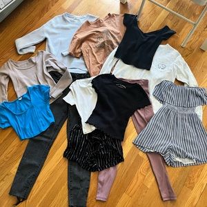 Mixed lot of xs-m, hollister, AE,garage,aero, brandy melville pacsun